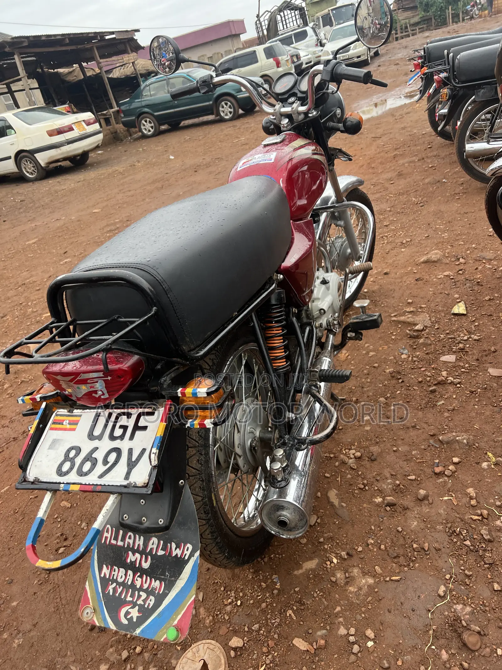 Bajaj Boxer 100 2024 Red