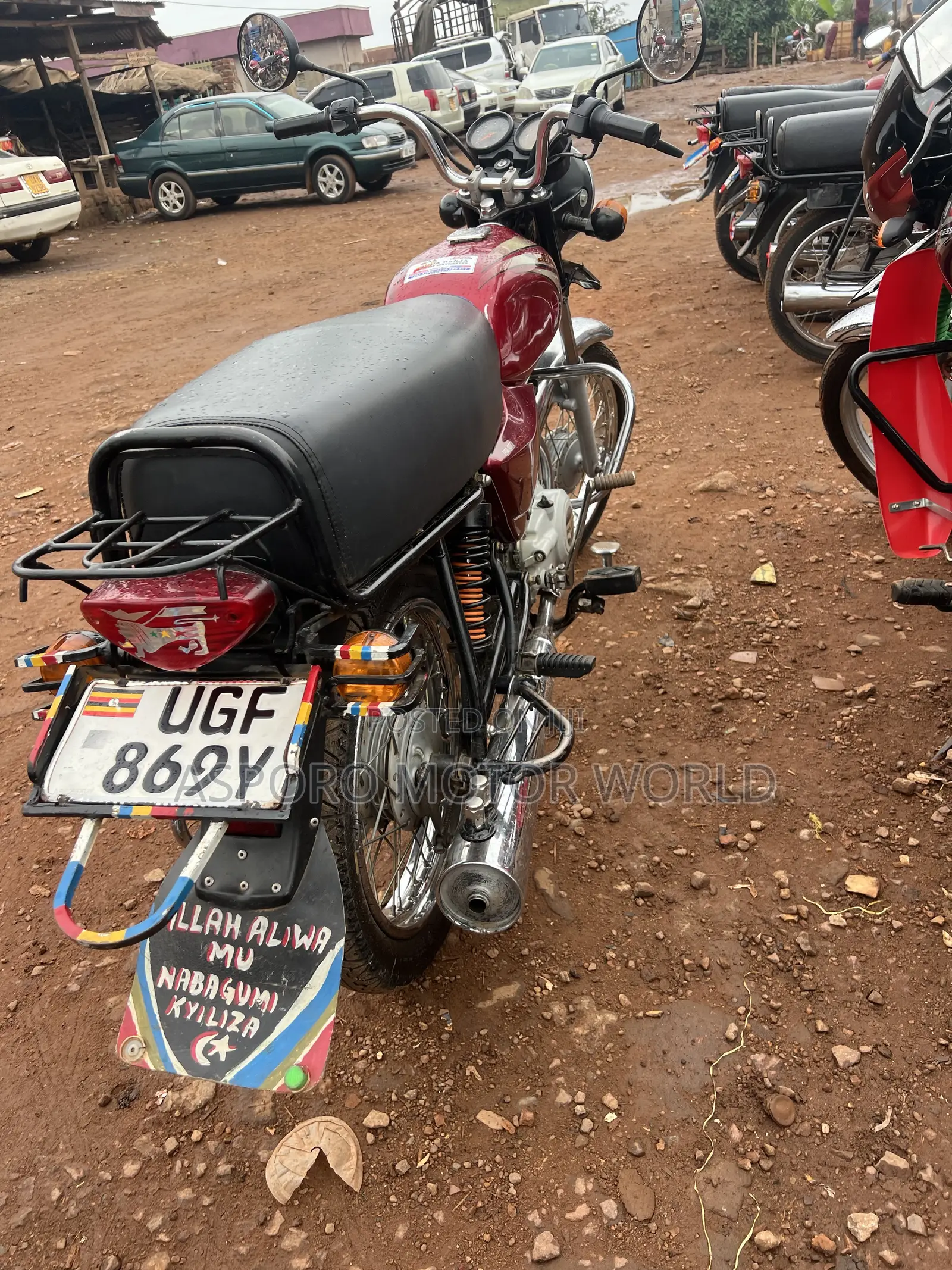 Bajaj Boxer 100 2024 Red