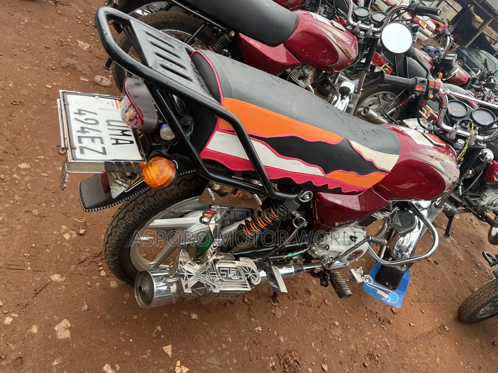 Bajaj Boxer 100 2026 Red