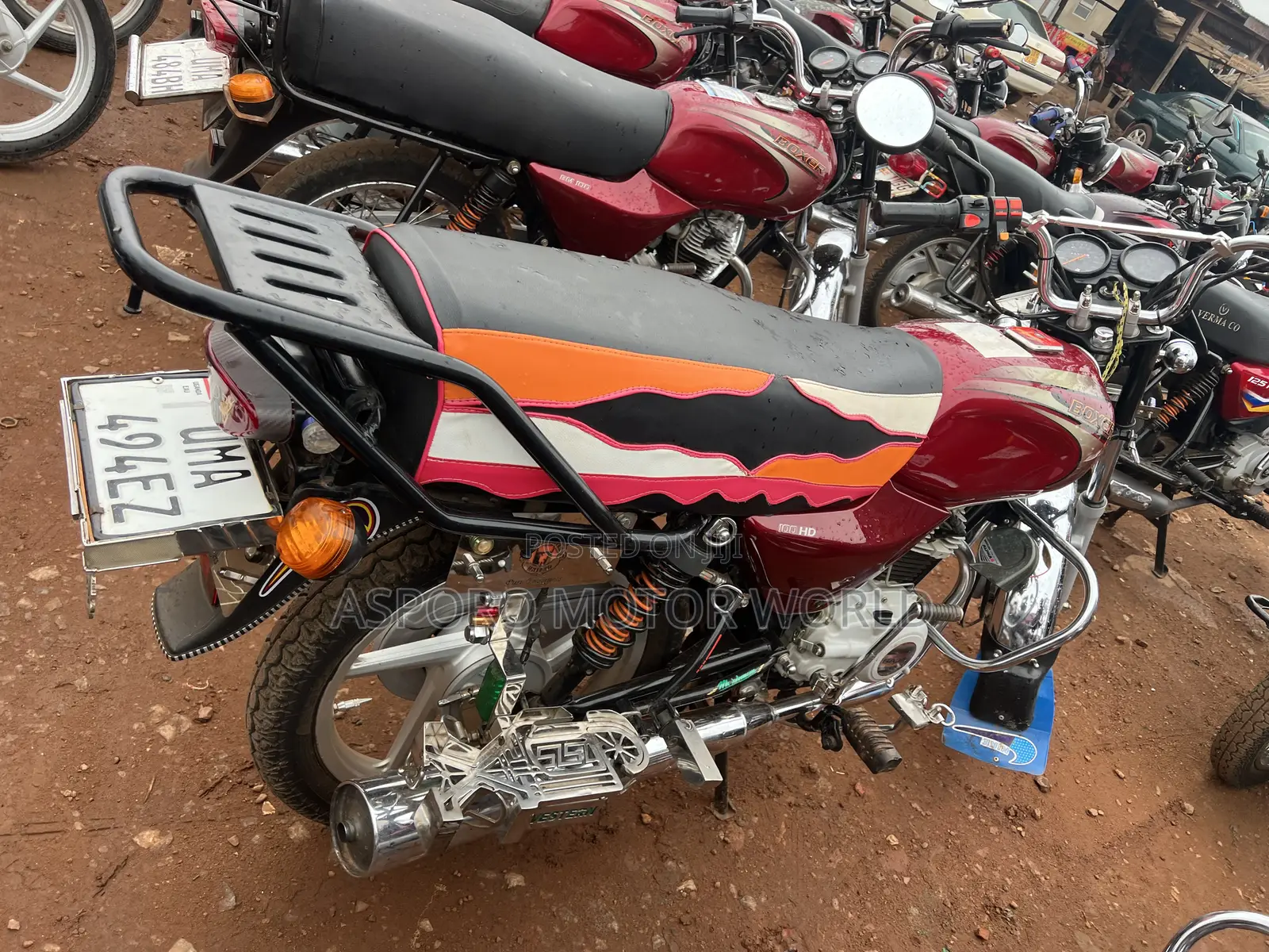 Bajaj Boxer 100 2026 Red