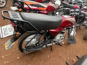 Bajaj Boxer 100 2026 Red