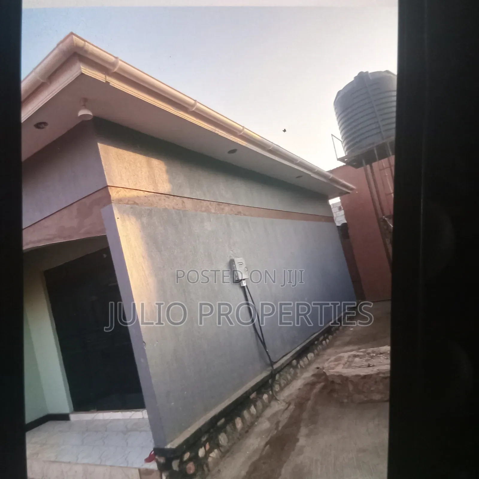 Furnished 8bdrm Mansion in Julius Estates, Bulenga for sale