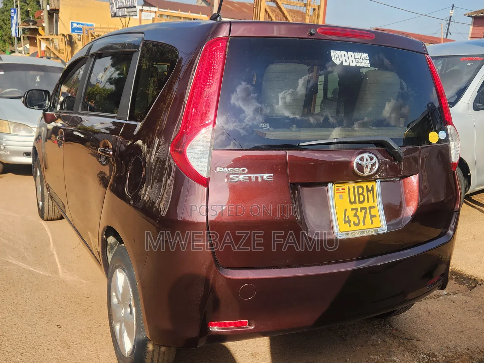 Toyota Passo Sette 2010 Brown