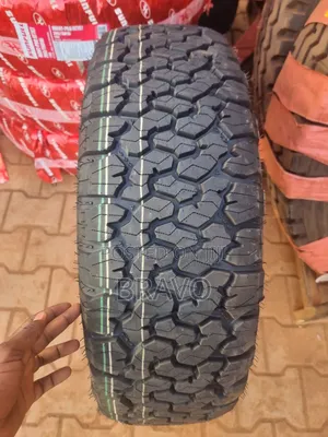 265/70r17 Mont- Pro Tires for Prado.