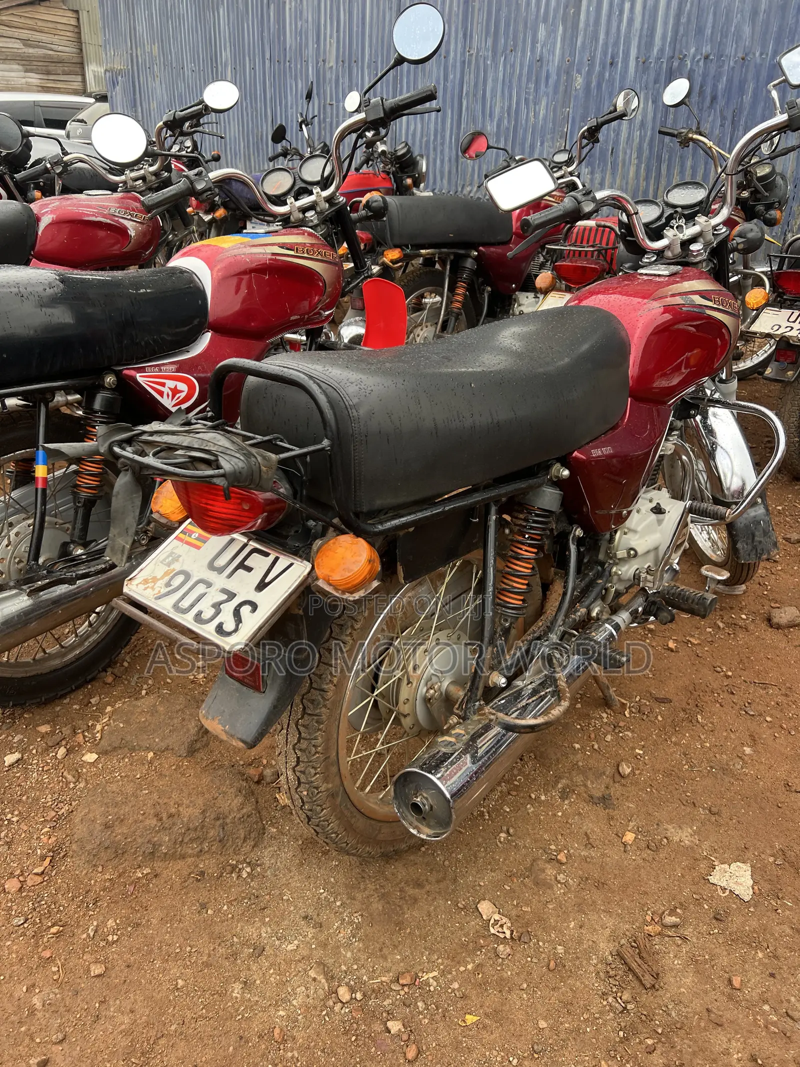 Bajaj Boxer 100 2023 Red