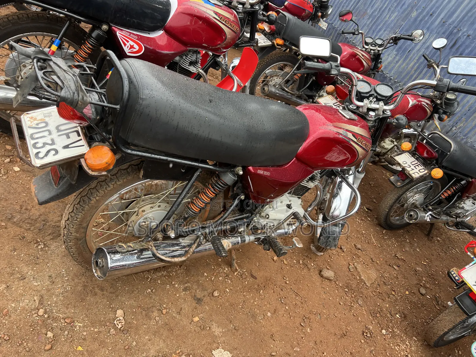 Bajaj Boxer 100 2023 Red