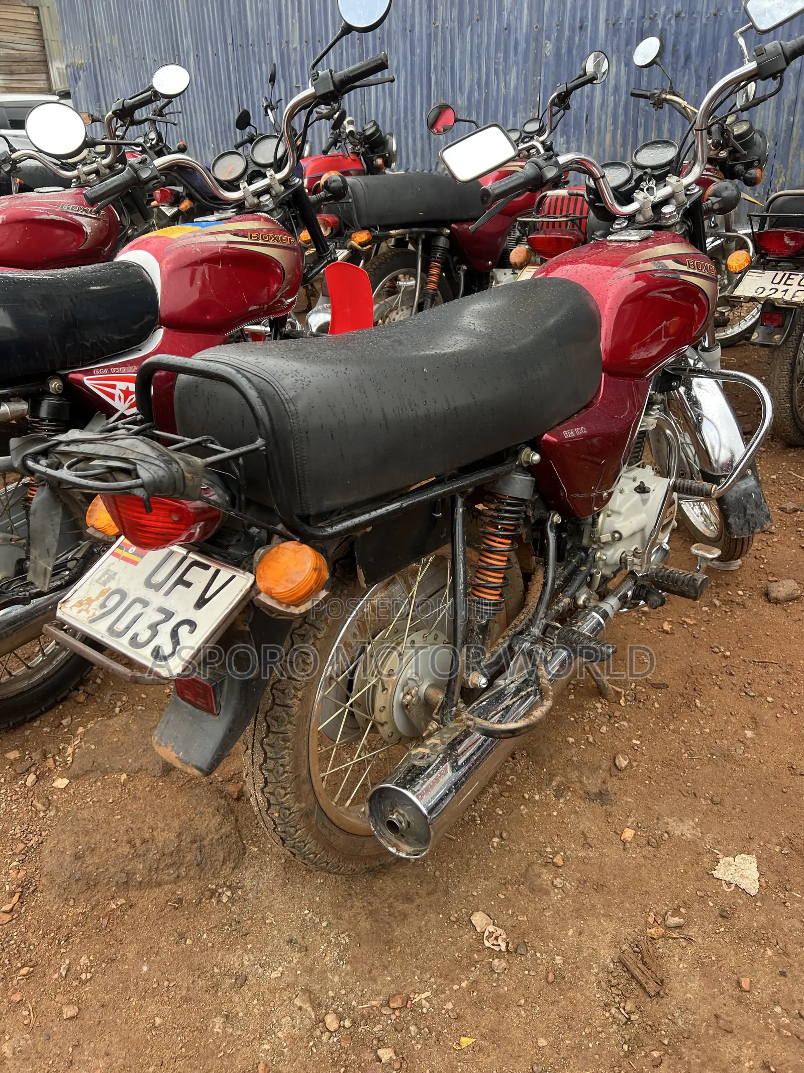 Bajaj Boxer 100 2023 Red