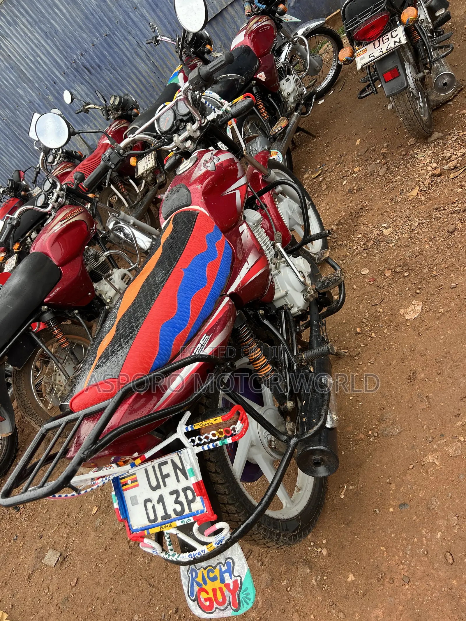 Bajaj CT 125X 2023 Red