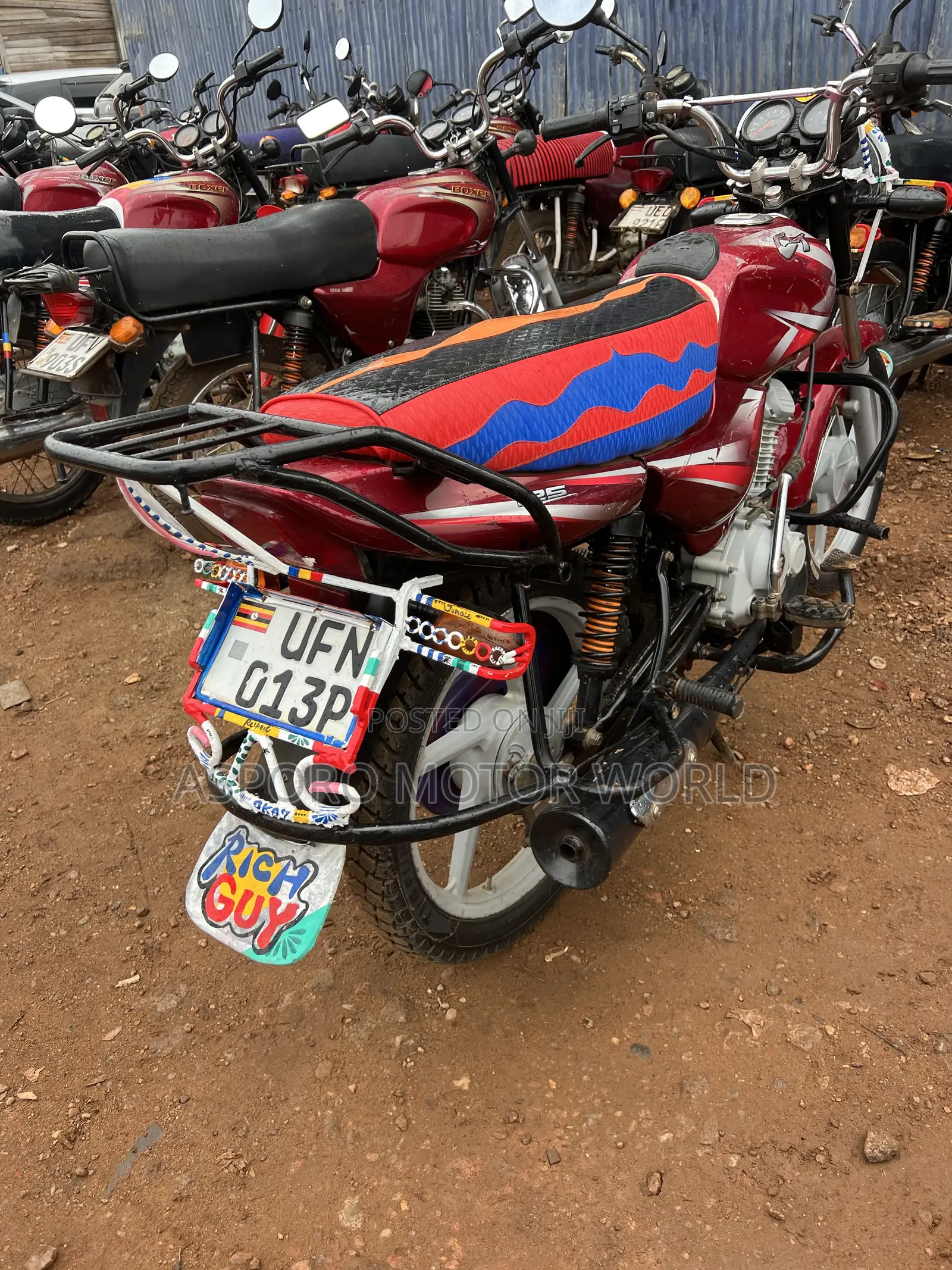 Bajaj CT 125X 2023 Red