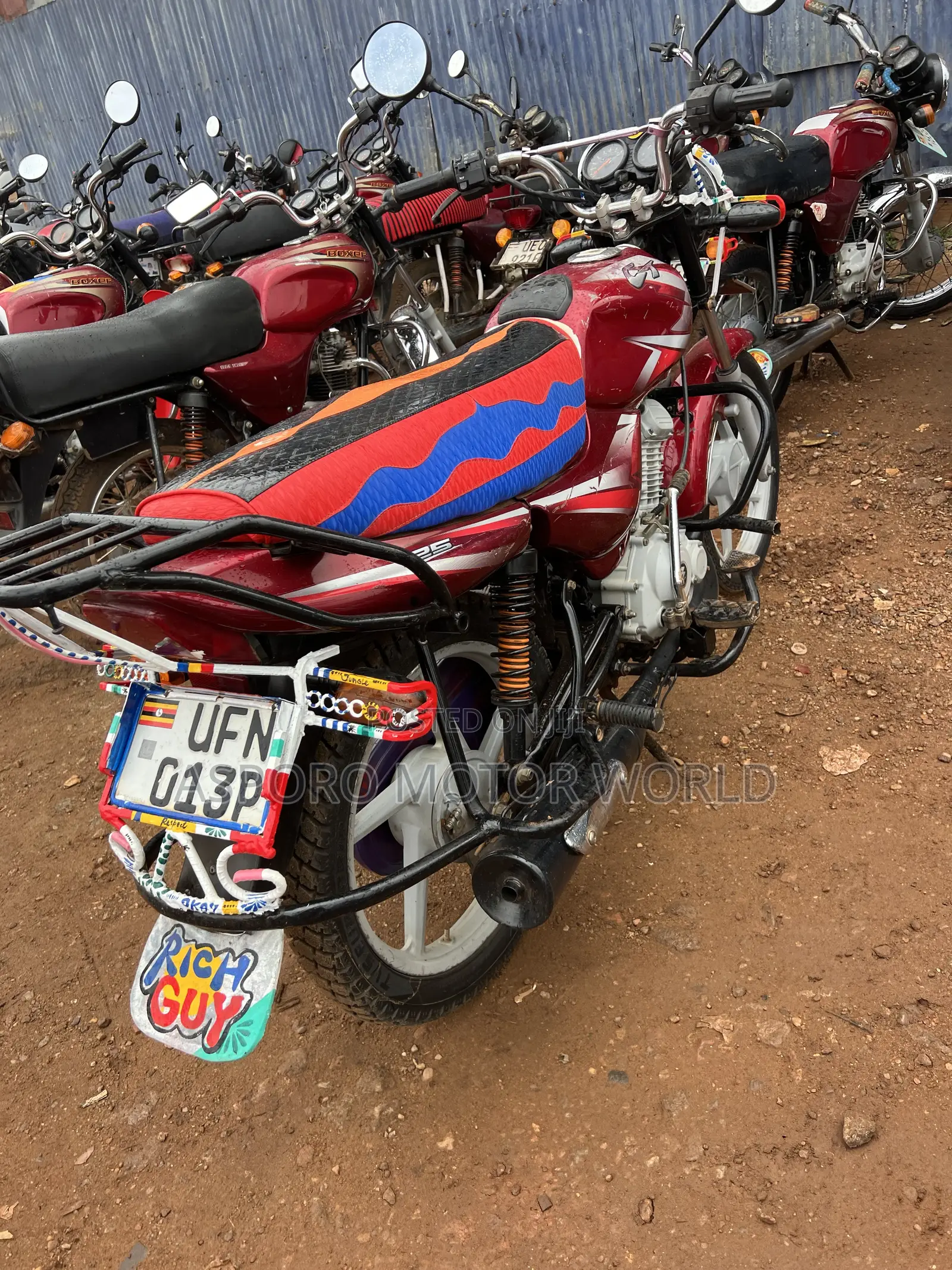 Bajaj CT 125X 2023 Red