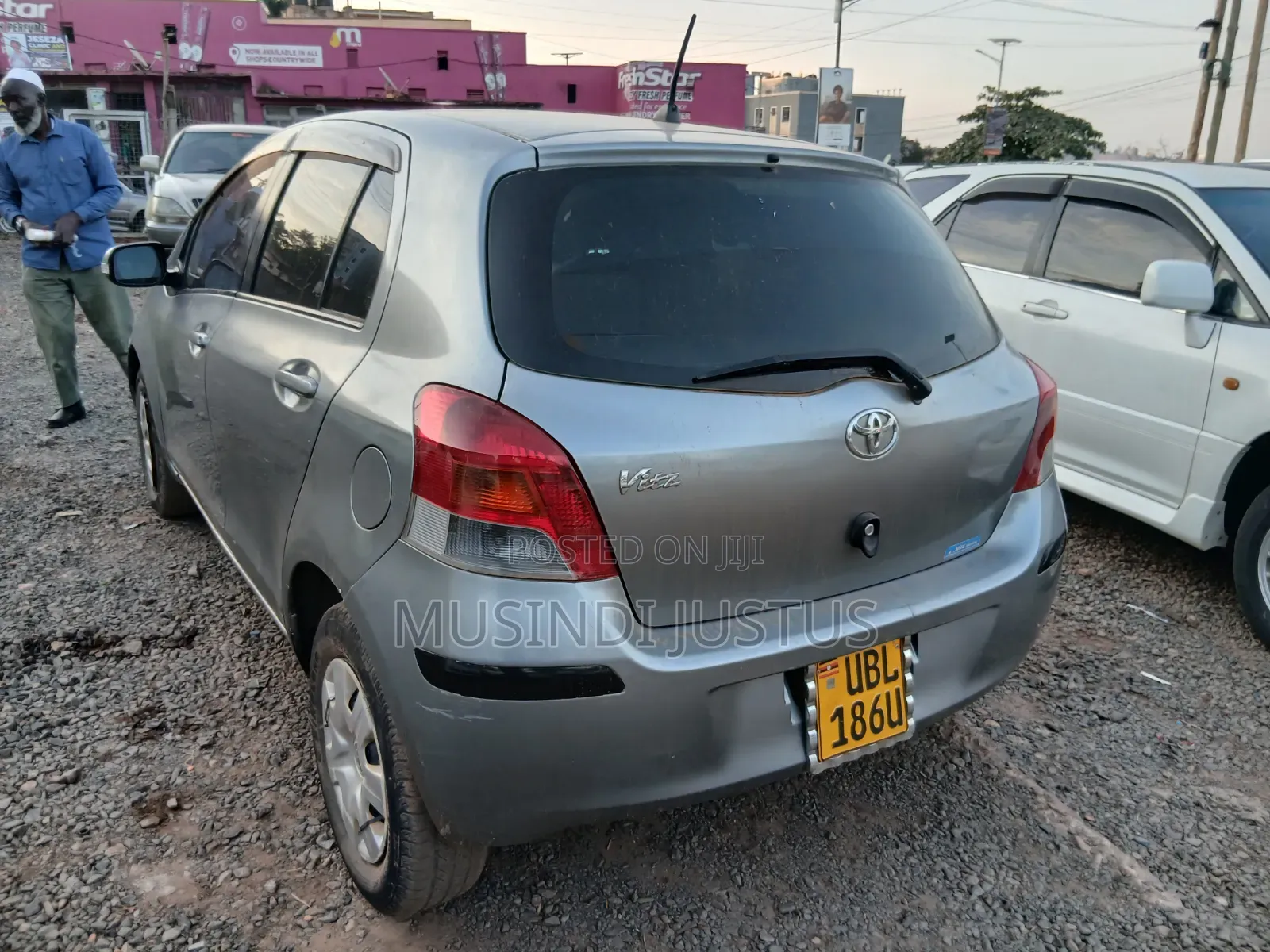 Toyota Vitz 2009 Green