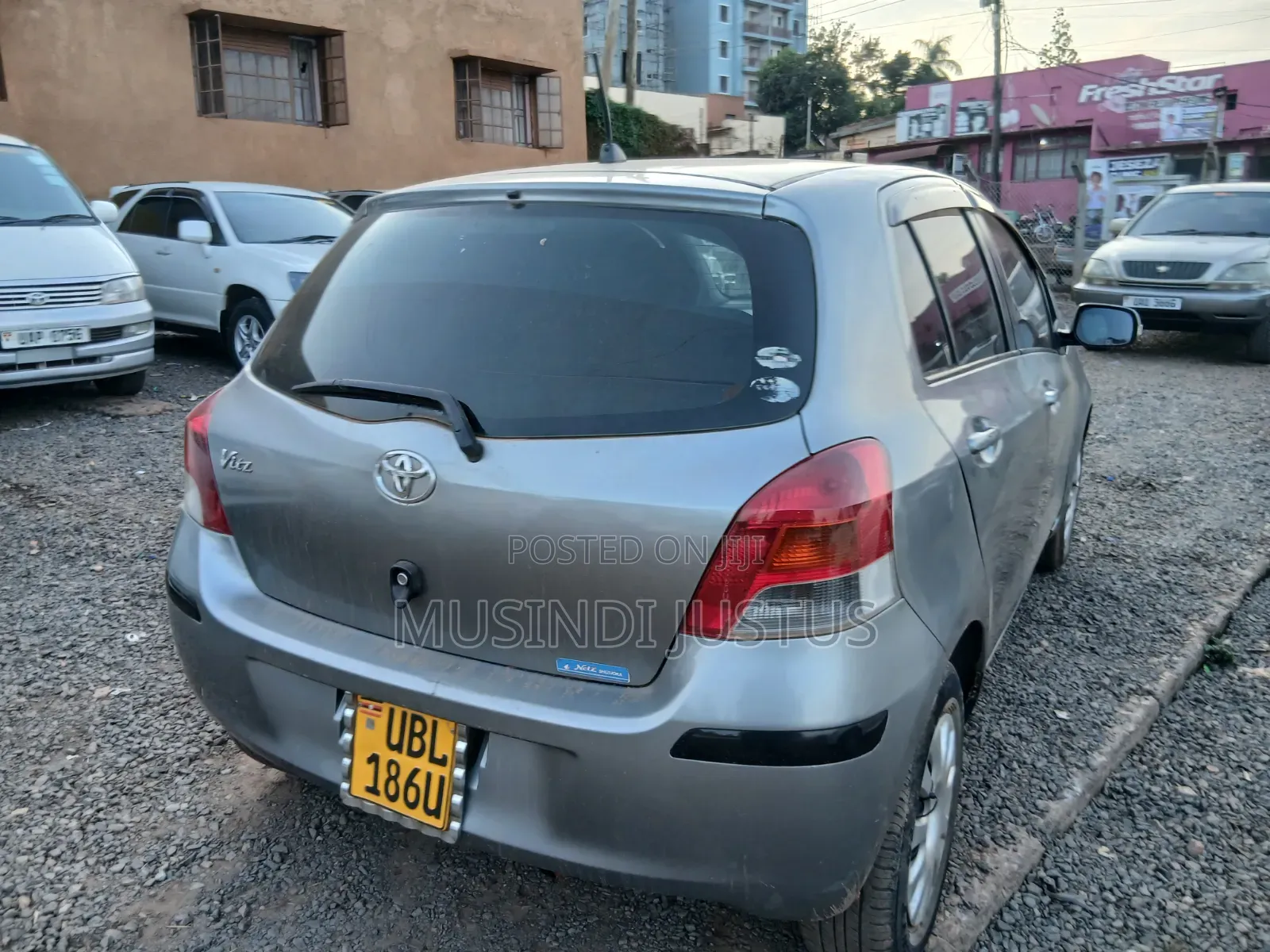 Toyota Vitz 2009 Green