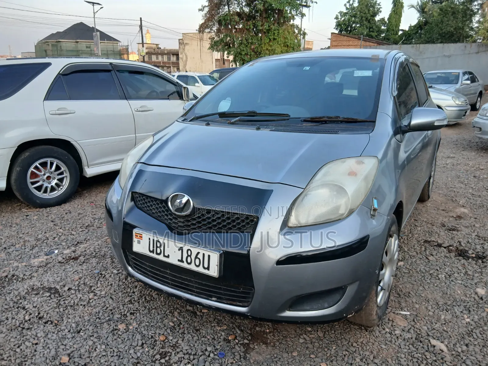 Toyota Vitz 2009 Green