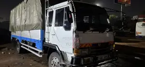 Fuso Fighter UBE