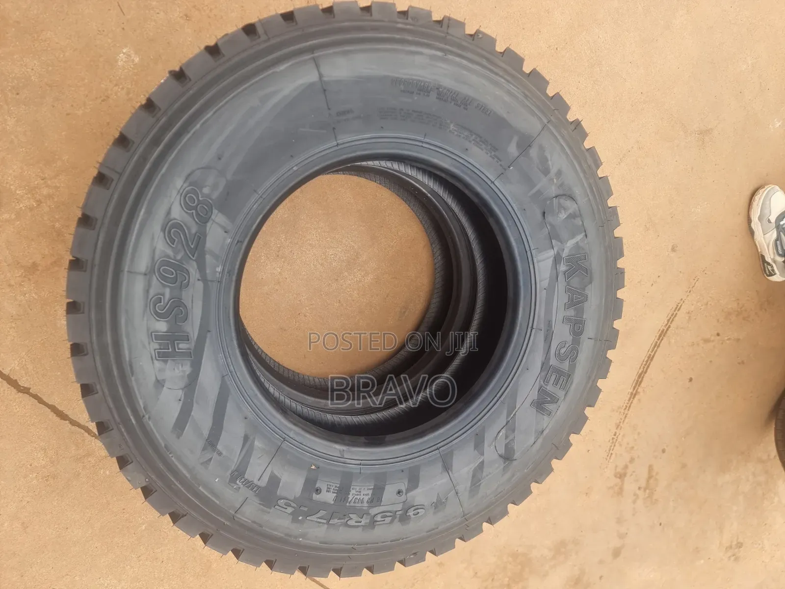 9.5R17.5 Kapsen Mud Grip Tyres for Fuso.