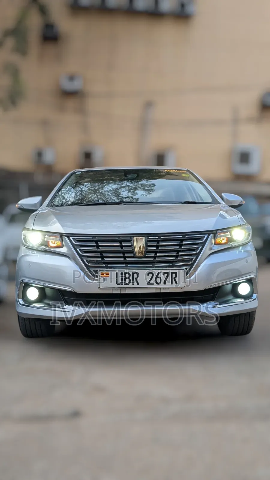 Toyota Premio 2016 Silver