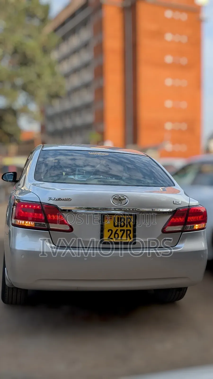 Toyota Premio 2016 Silver