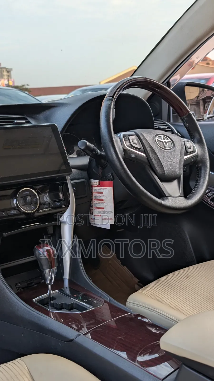 Toyota Premio 2016 Silver