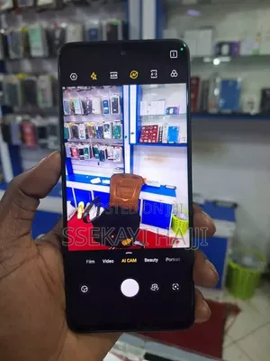 Tecno Camon 19 128 GB Black