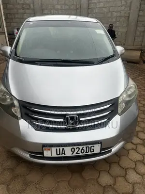 Honda Freed 2010 Silver