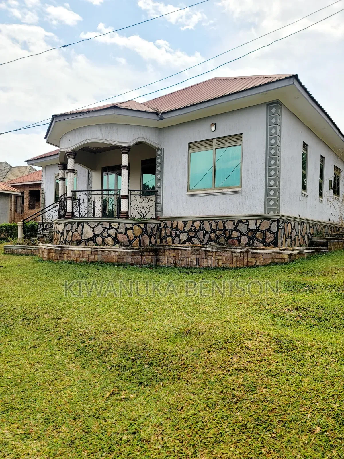 Furnished 3bdrm Bungalow in Kitende, Central Division for sale