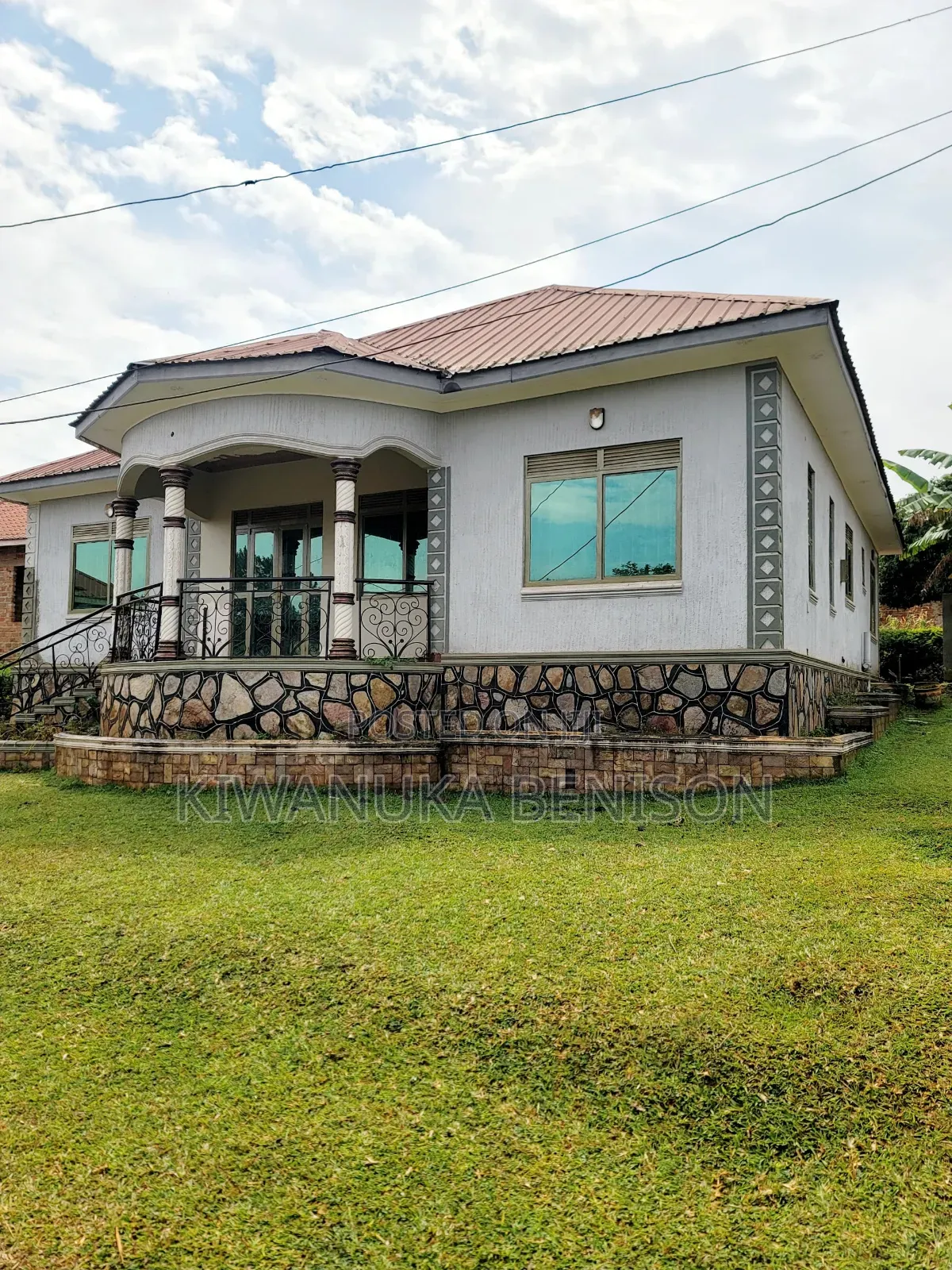 Furnished 3bdrm Bungalow in Kitende, Central Division for sale