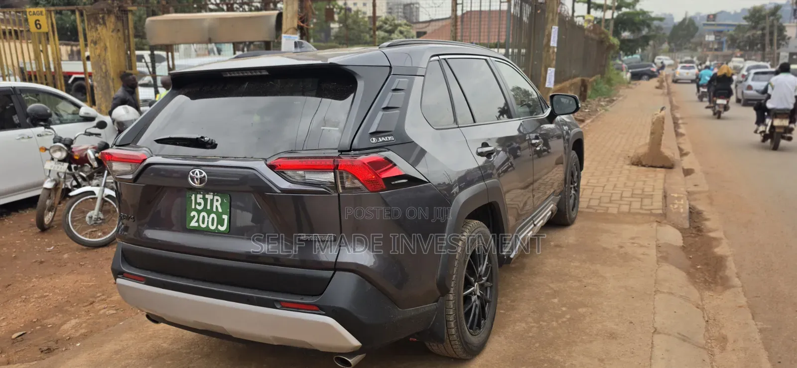Toyota RAV4 2021 Gray