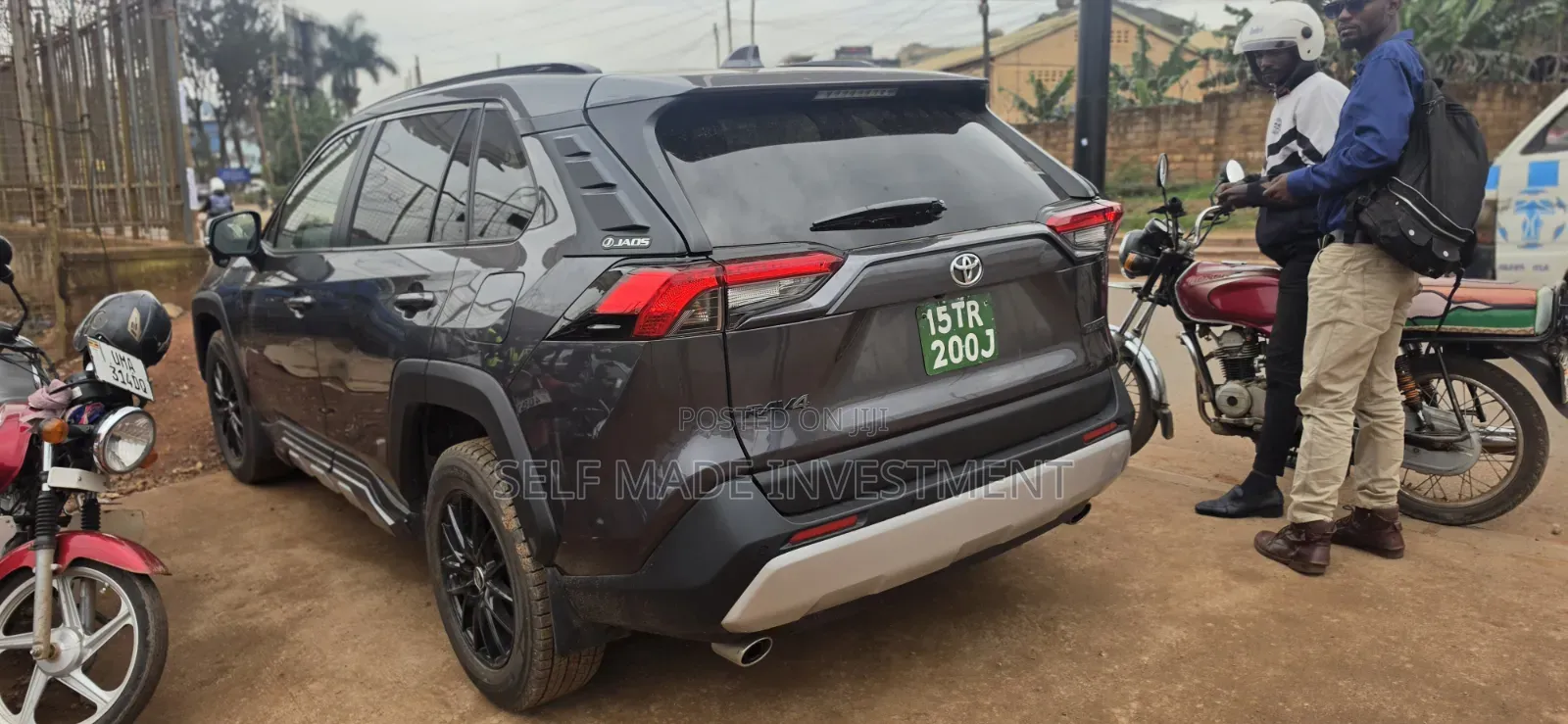 Toyota RAV4 2021 Gray