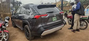 Toyota RAV4 2021 Gray