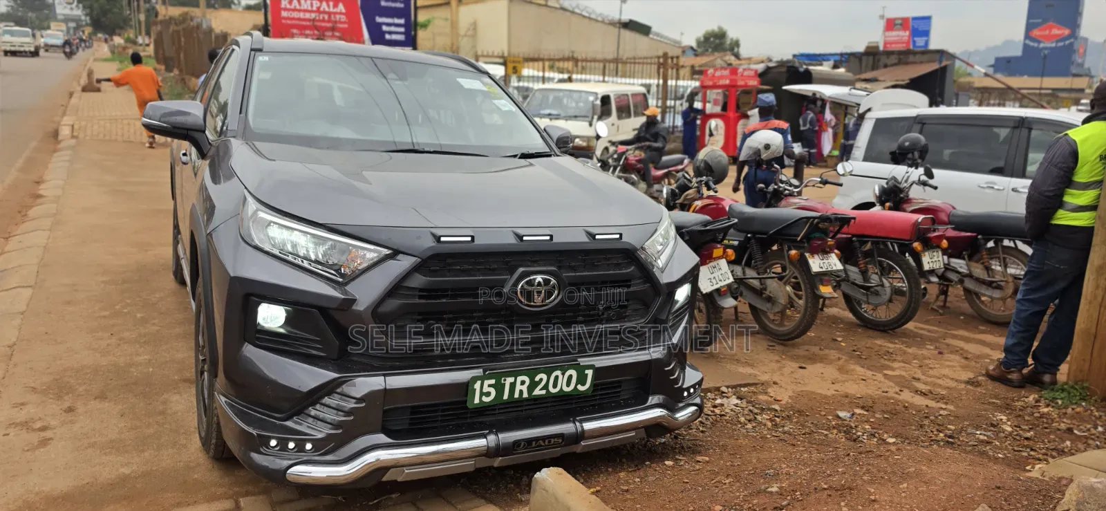 Toyota RAV4 2021 Gray