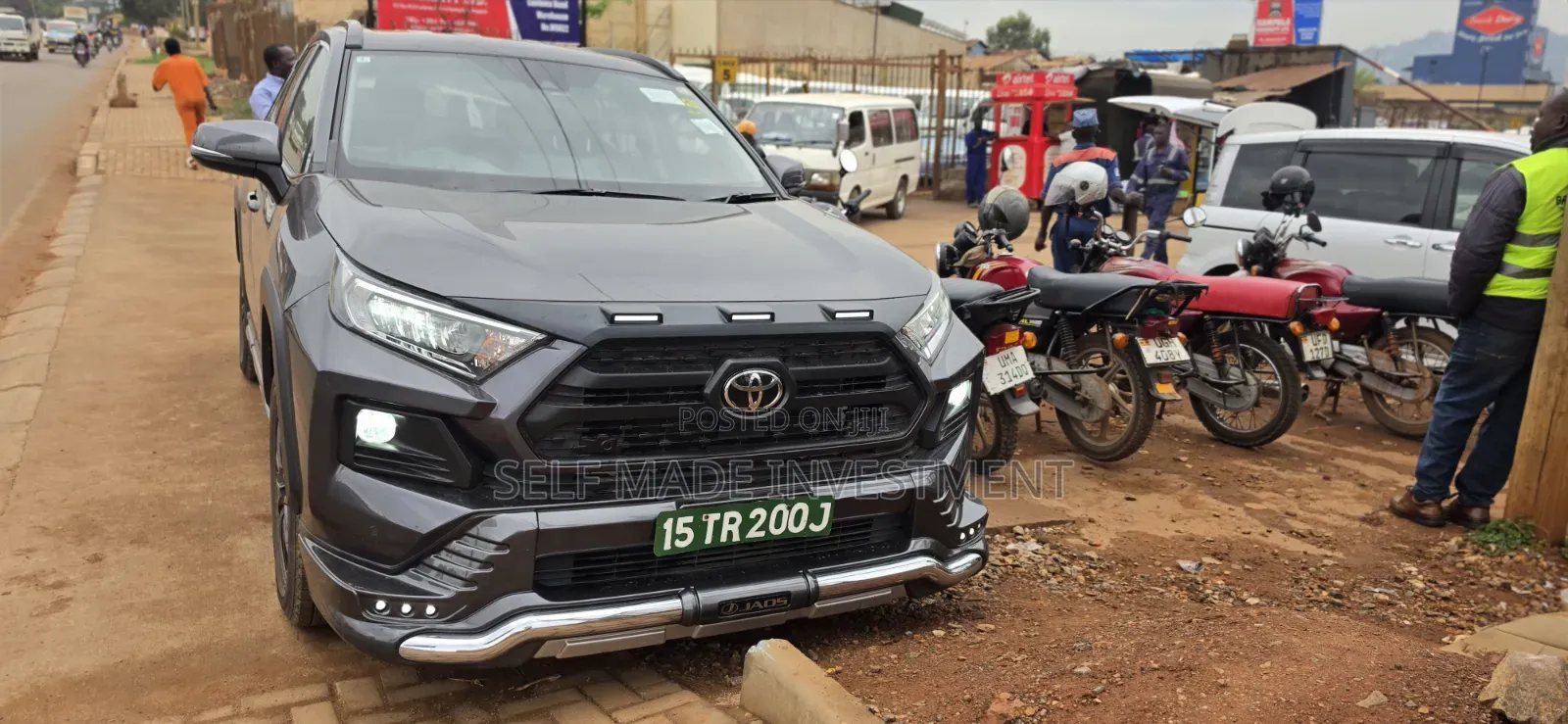 Toyota RAV4 2021 Gray