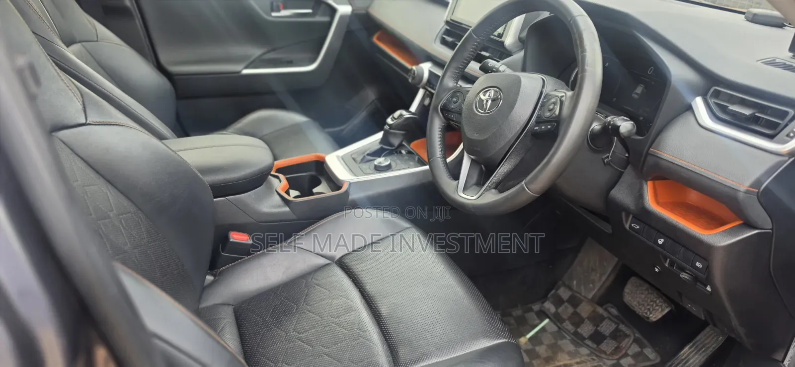 Toyota RAV4 2021 Gray