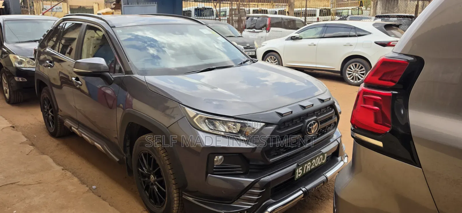 Toyota RAV4 2021 Gray