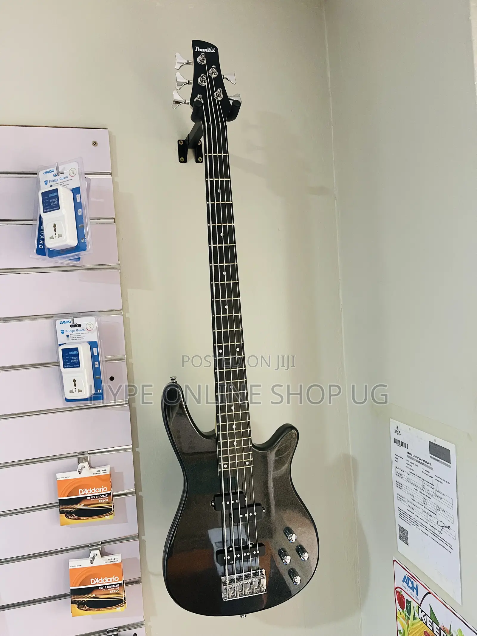Brandnew Ibanez Black 5strings Electric Bass Guitar