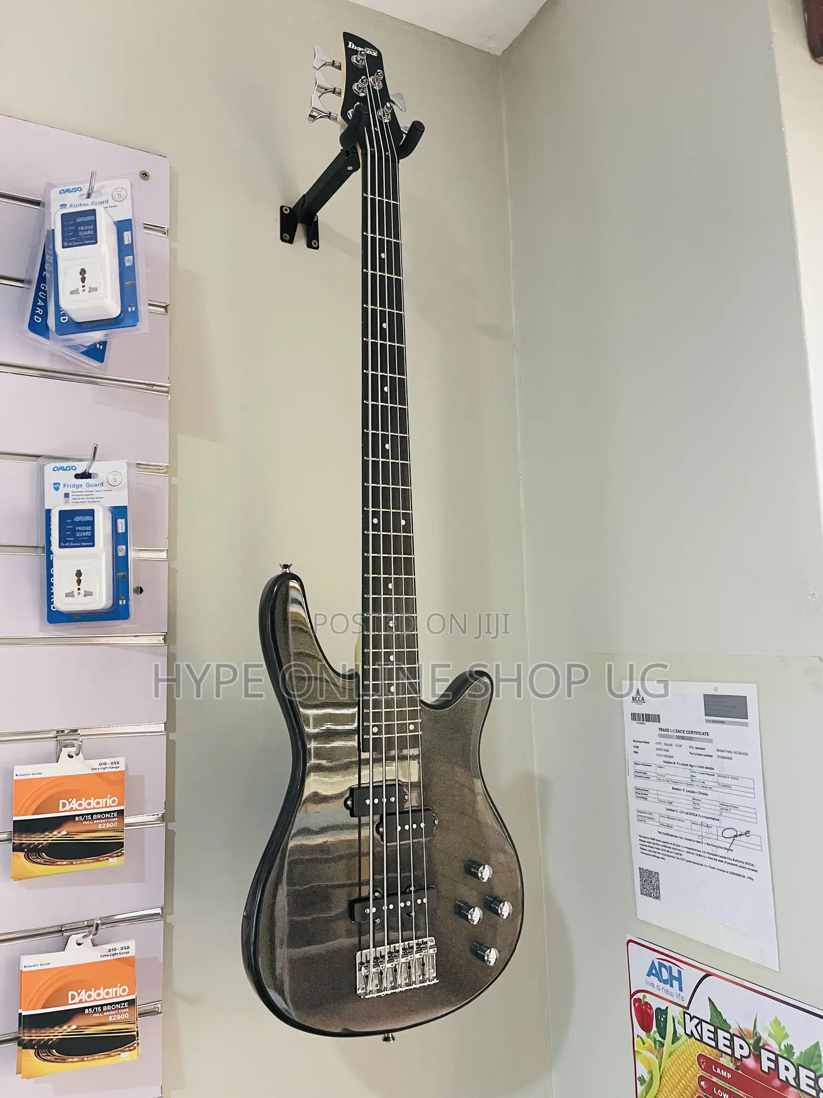 Brandnew Ibanez Black 5strings Electric Bass Guitar
