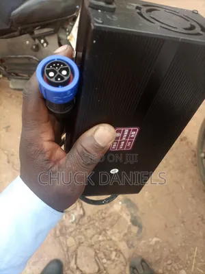Spiro Electric Fast Charger 15a
