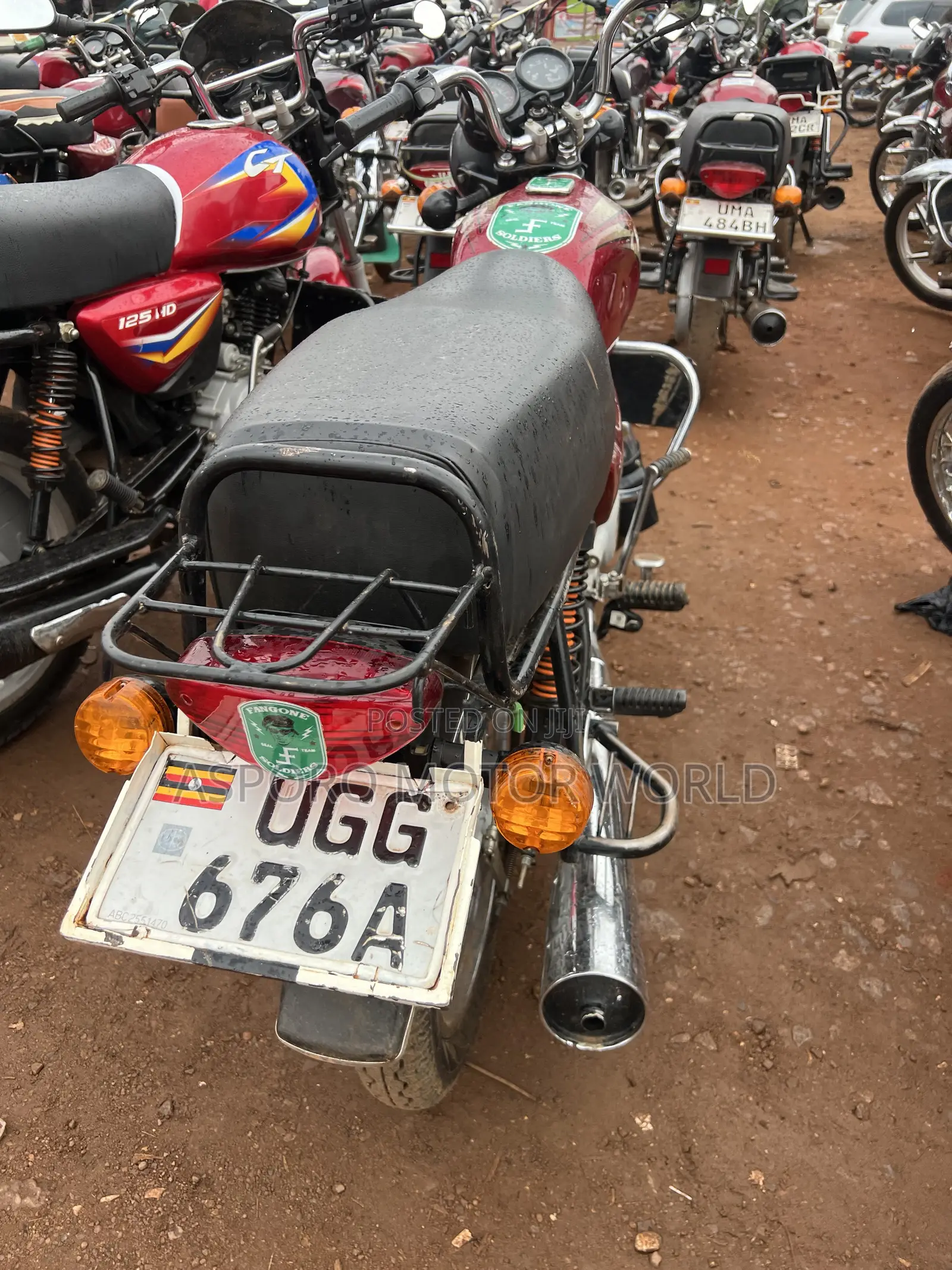 Bajaj Boxer 100 2024 Red