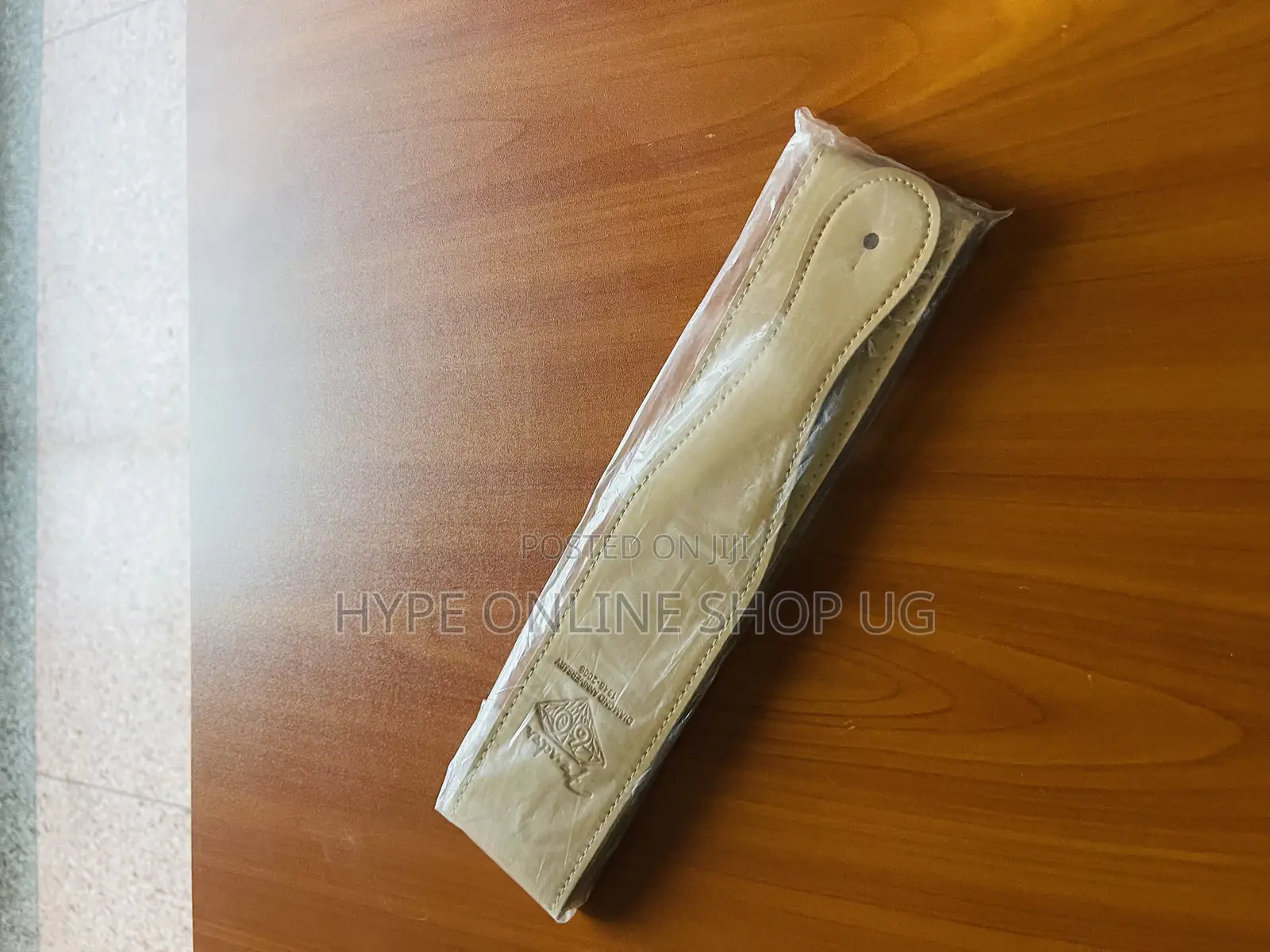 Brandnew Strong Guitar Strips / Belts