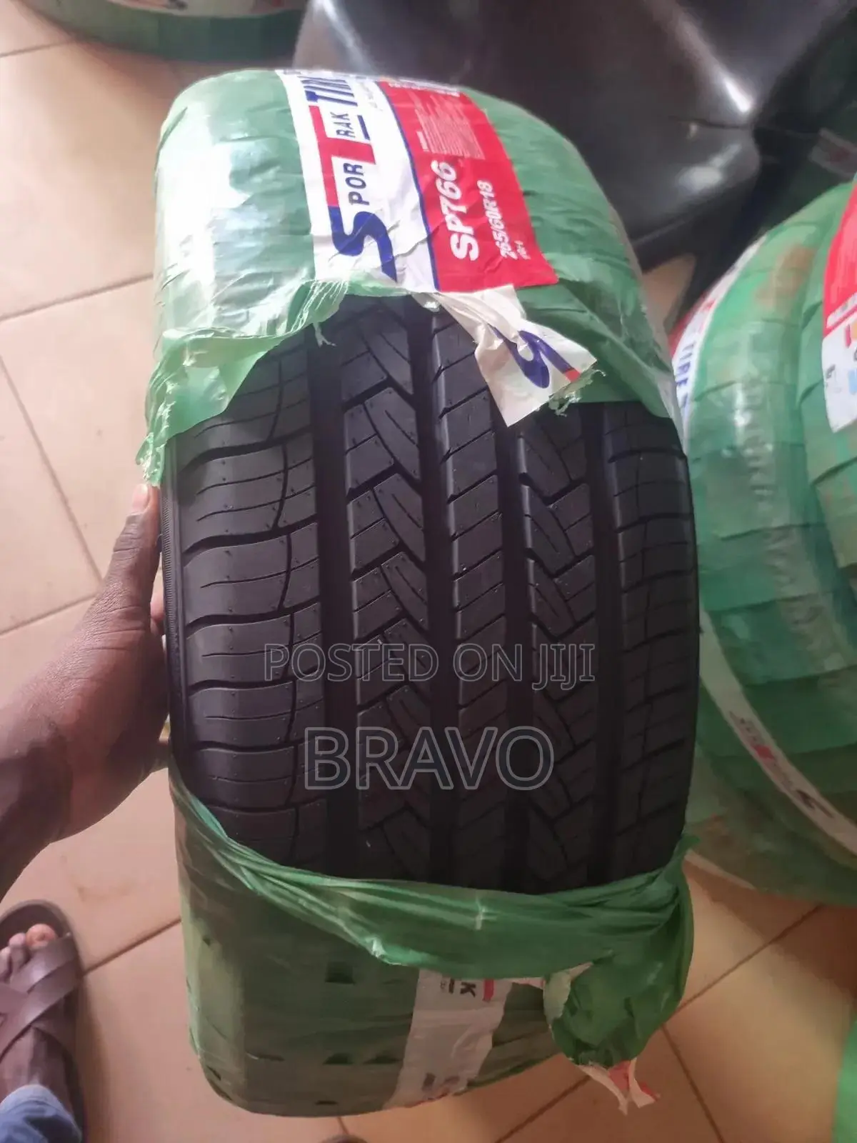 265/60r18 Sport Trak Highway Tyres .
