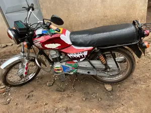 Bajaj Boxer 100 2017 Red
