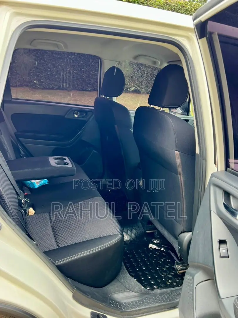 Subaru Forester SV Premium 2014 White