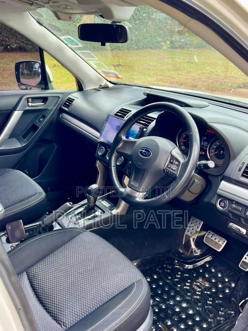 Subaru Forester SV Premium 2014 White