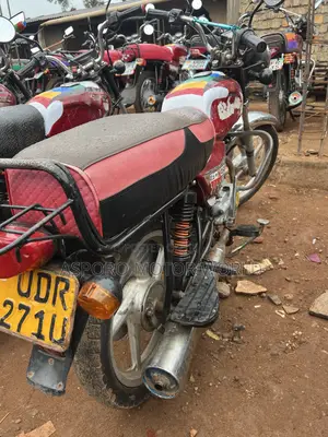 Bajaj Boxer 100 2016 Red