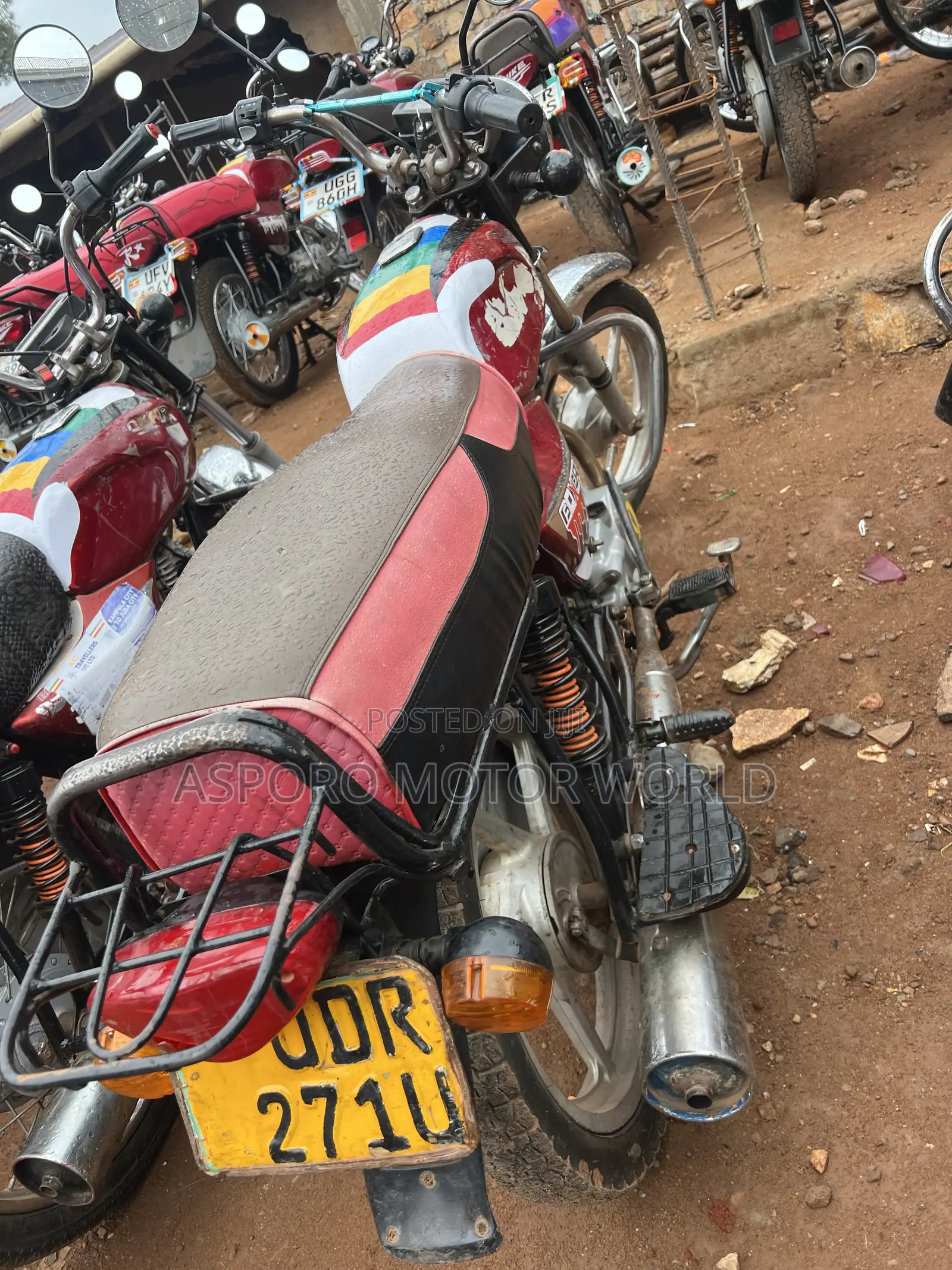 Bajaj Boxer 100 2016 Red