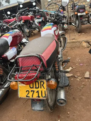 Bajaj Boxer 100 2016 Red