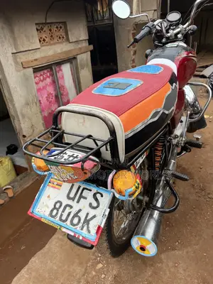 Bajaj Boxer 100 2023 Red