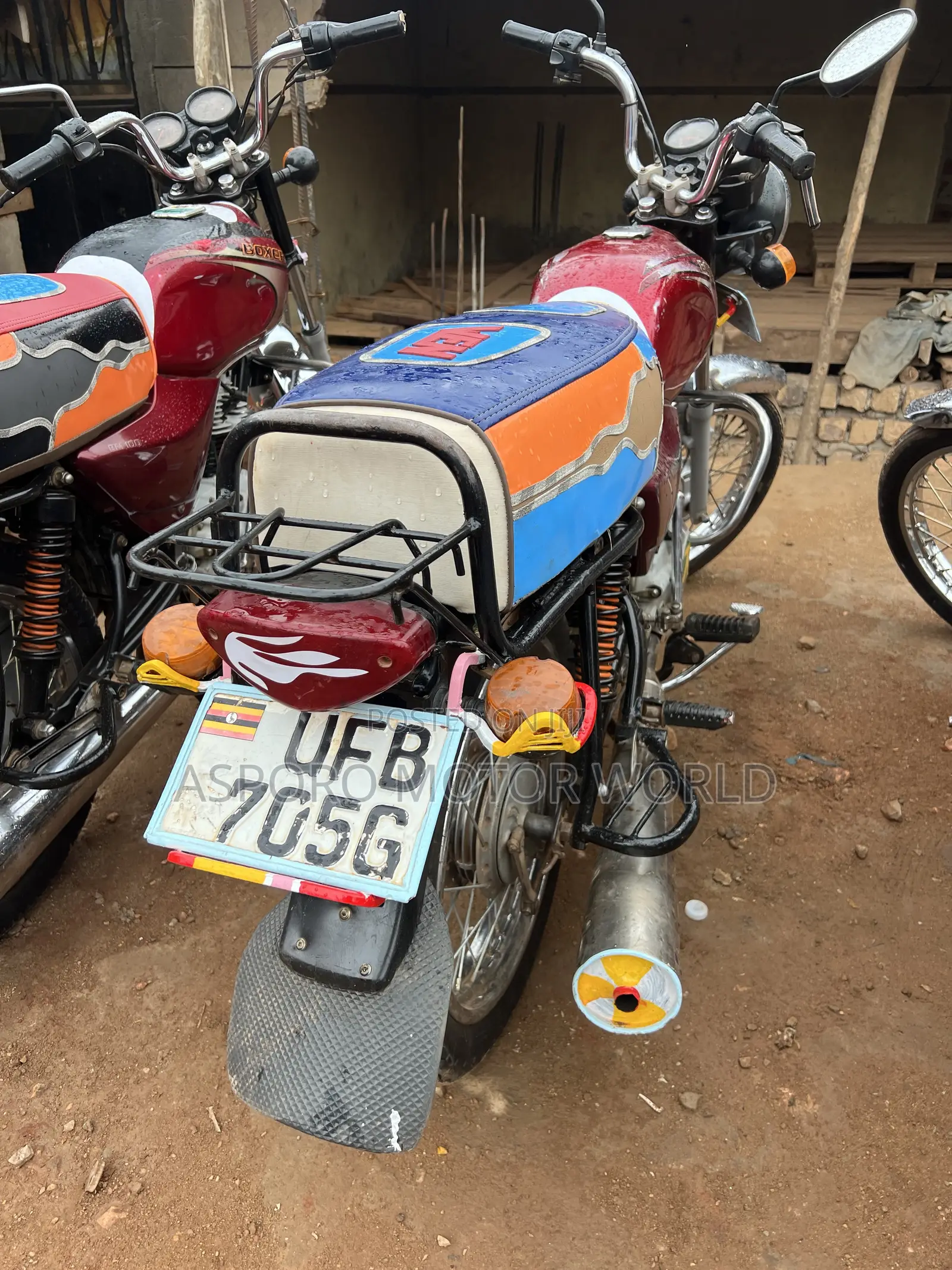 Bajaj Boxer 100 2022 Red