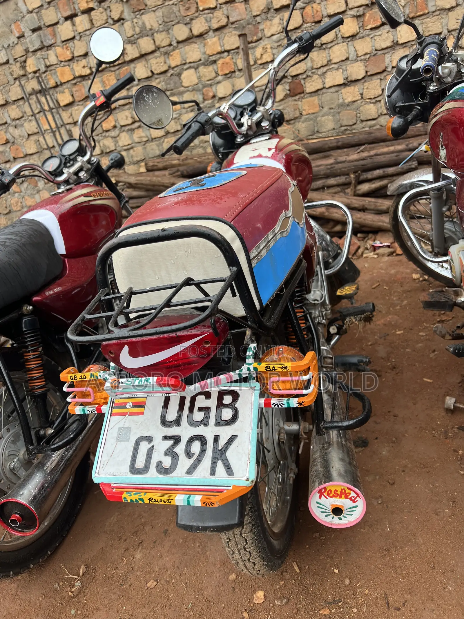 Bajaj Boxer 100 2024 Red
