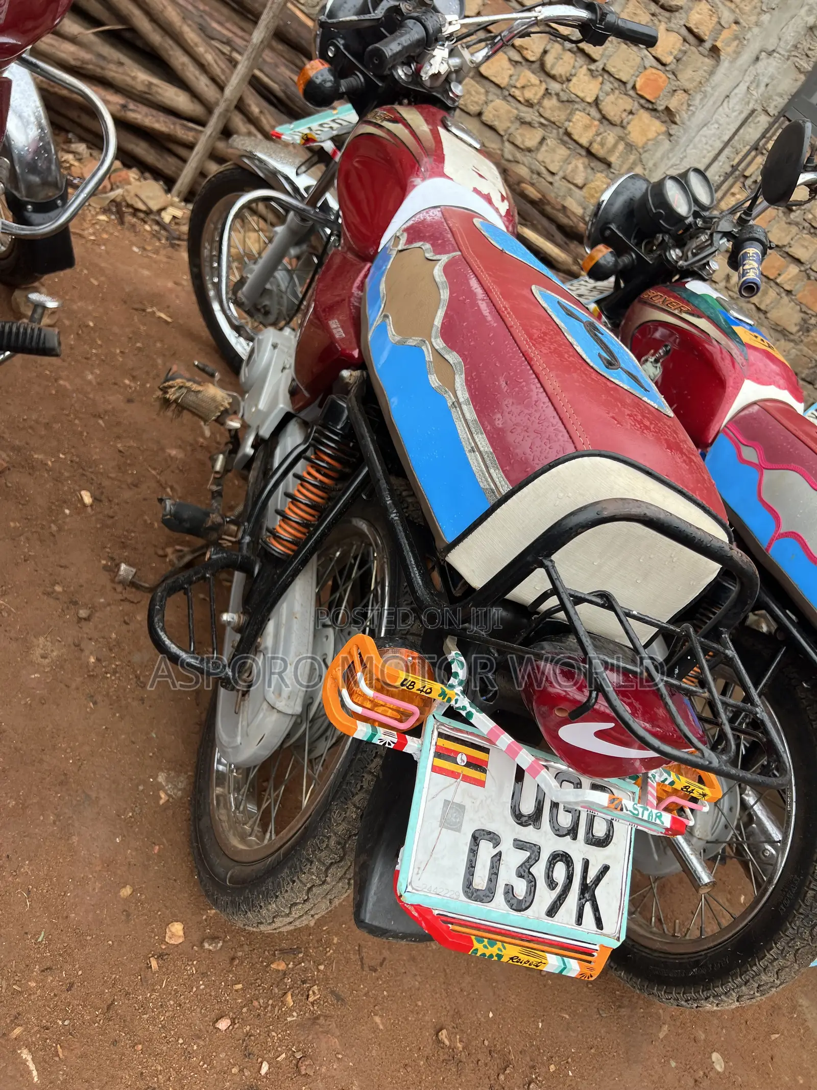 Bajaj Boxer 100 2024 Red