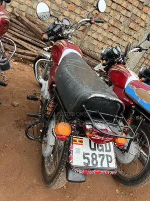 Bajaj Boxer 100 2024 Red